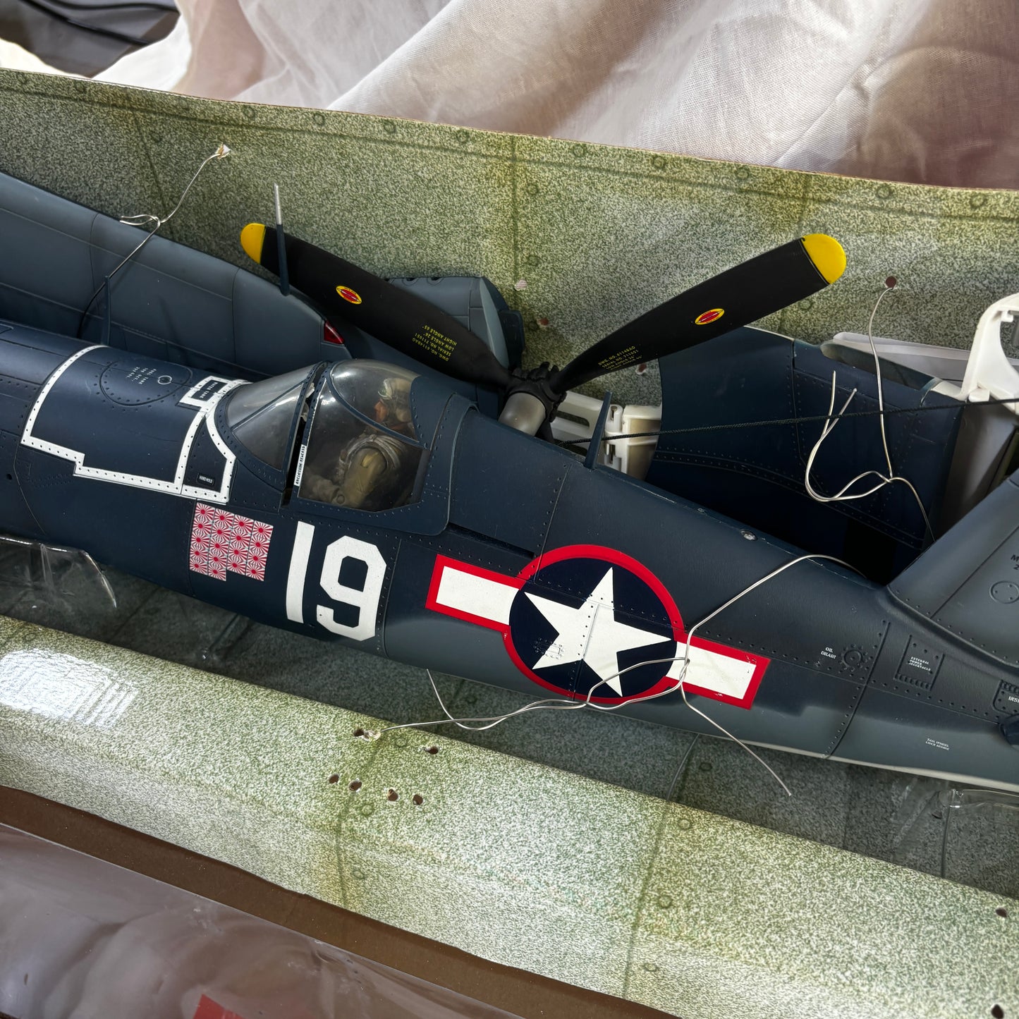 Motorworks F4U Corsair "White 19" 1/18