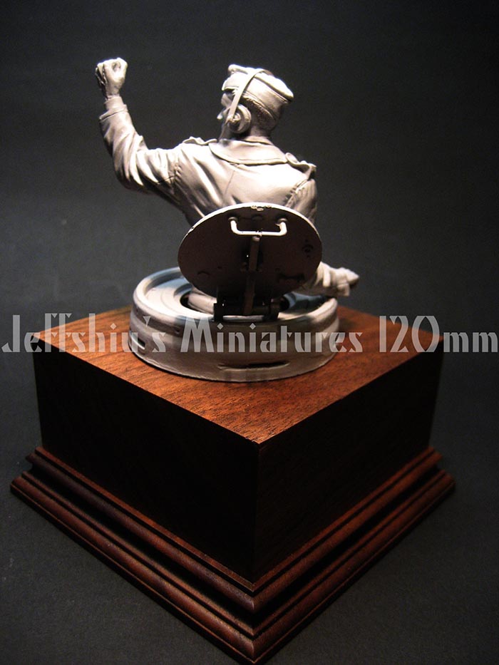 Jeff Shiu 1/16 WWII German Tank Commander resin figure kit, photo 6