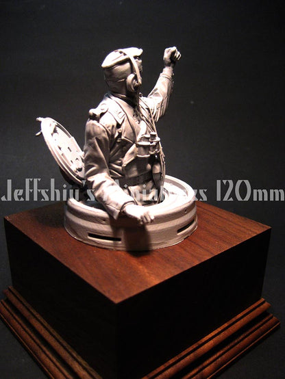 Jeff Shiu 1/16 WWII German Tank Commander resin figure kit, photo 7