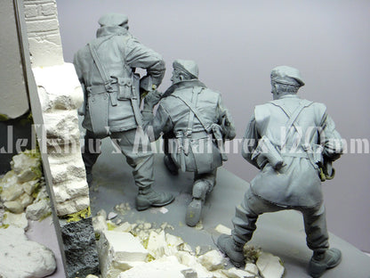 Jeff Shiu 1/16 2nd SAS Regiment resin figures, close-up of the scene