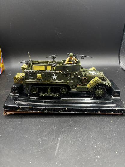 M2 Halftrack ;  U.S. Army  (21st Century Toys, 1/32)