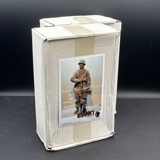 1/6 Scale (HUGE!) - WWII Fallschirmjager w/MG42 (JS1/6 001)