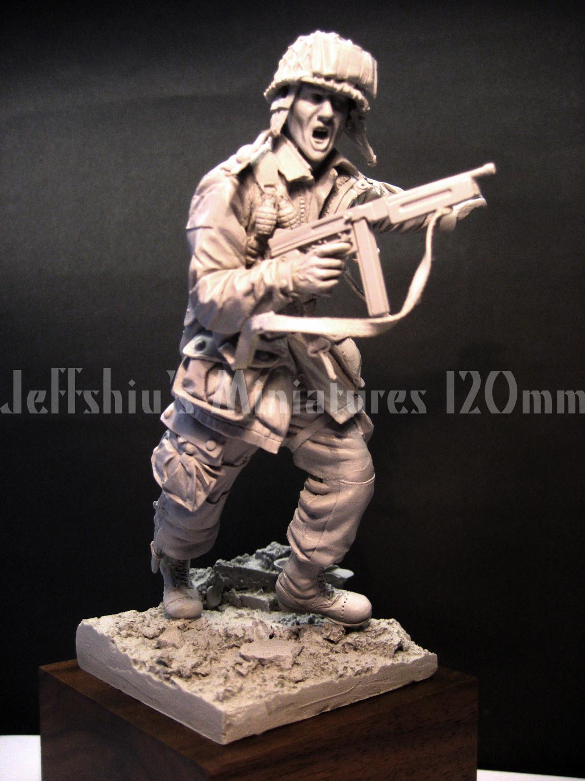 Jeff Shiu 1/16 WWII US Airborne with Thompson SMG resin figure kit, photo 7