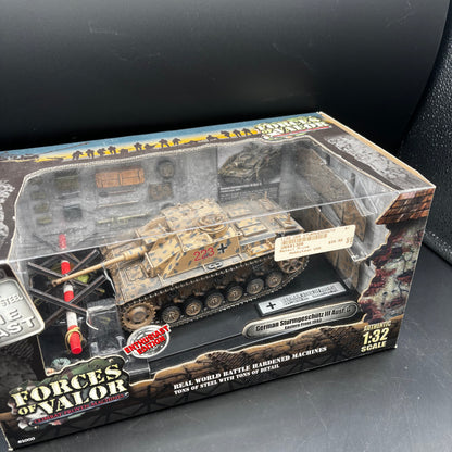 German Sturmgeschütz III (StuG III) Ausf. G ; Eastern Front  (Forces of Valor (Unimax), 1/32)