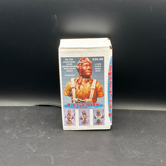 1/10 Scale - USAAF Pilot 332nd Operations Group "Tuskegee" Bust (LL-126)