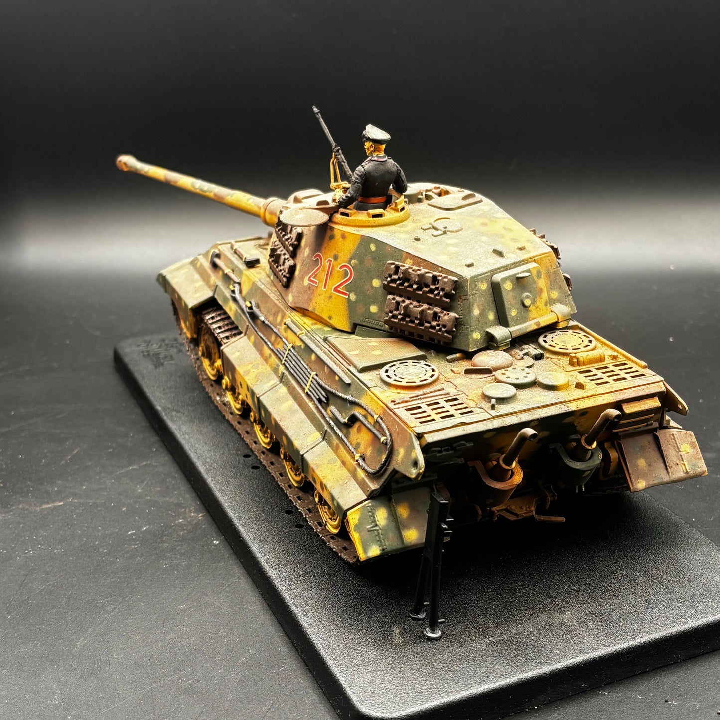German WWII King Tiger (Tiger II) - Henschel Turret ;  s.Pz.Abt. 501 (Schwere Panzerabteilung 501)  (21st Century Toys, 1/32)