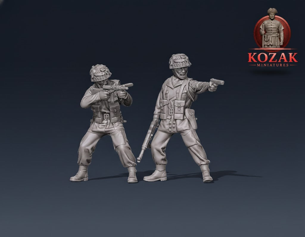 British Paratroopers Firing in Helmets Set 2