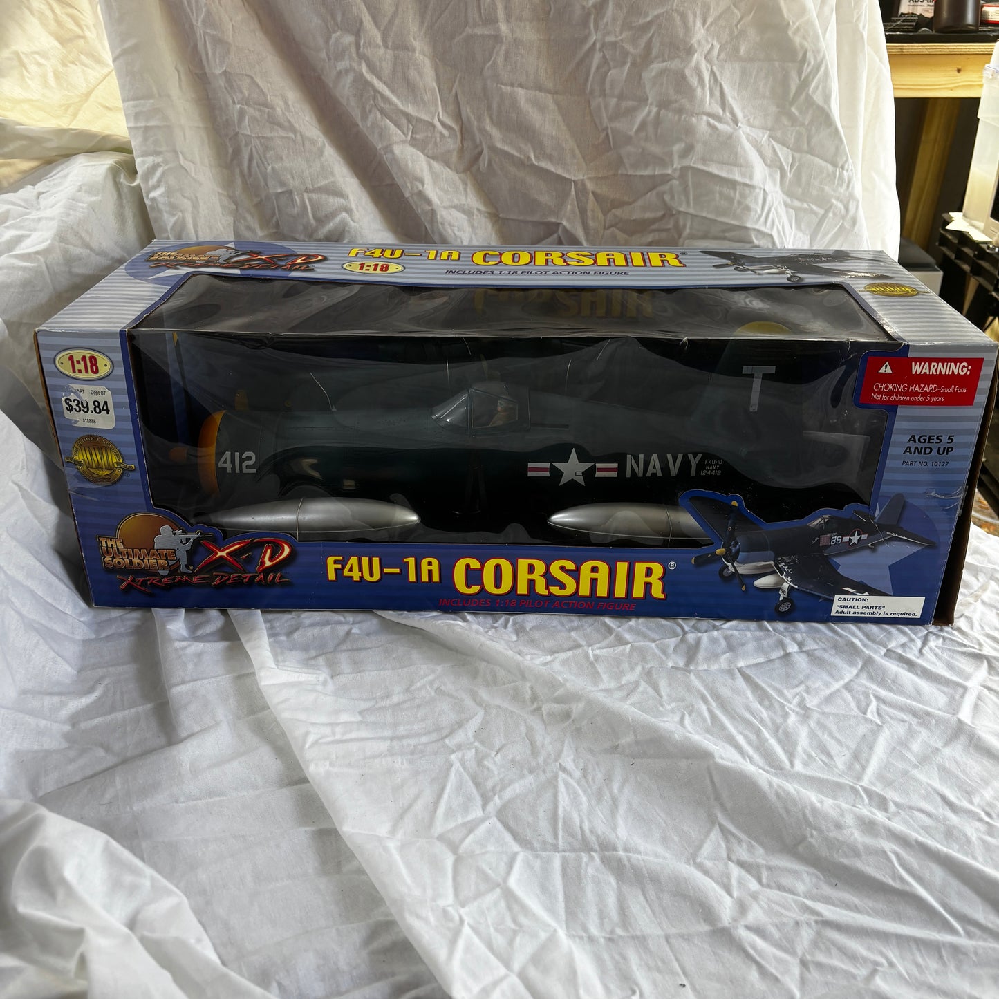 21st Century Toys Ultimate Soldier XD F4U-1D Corsair "White 412" 1/18