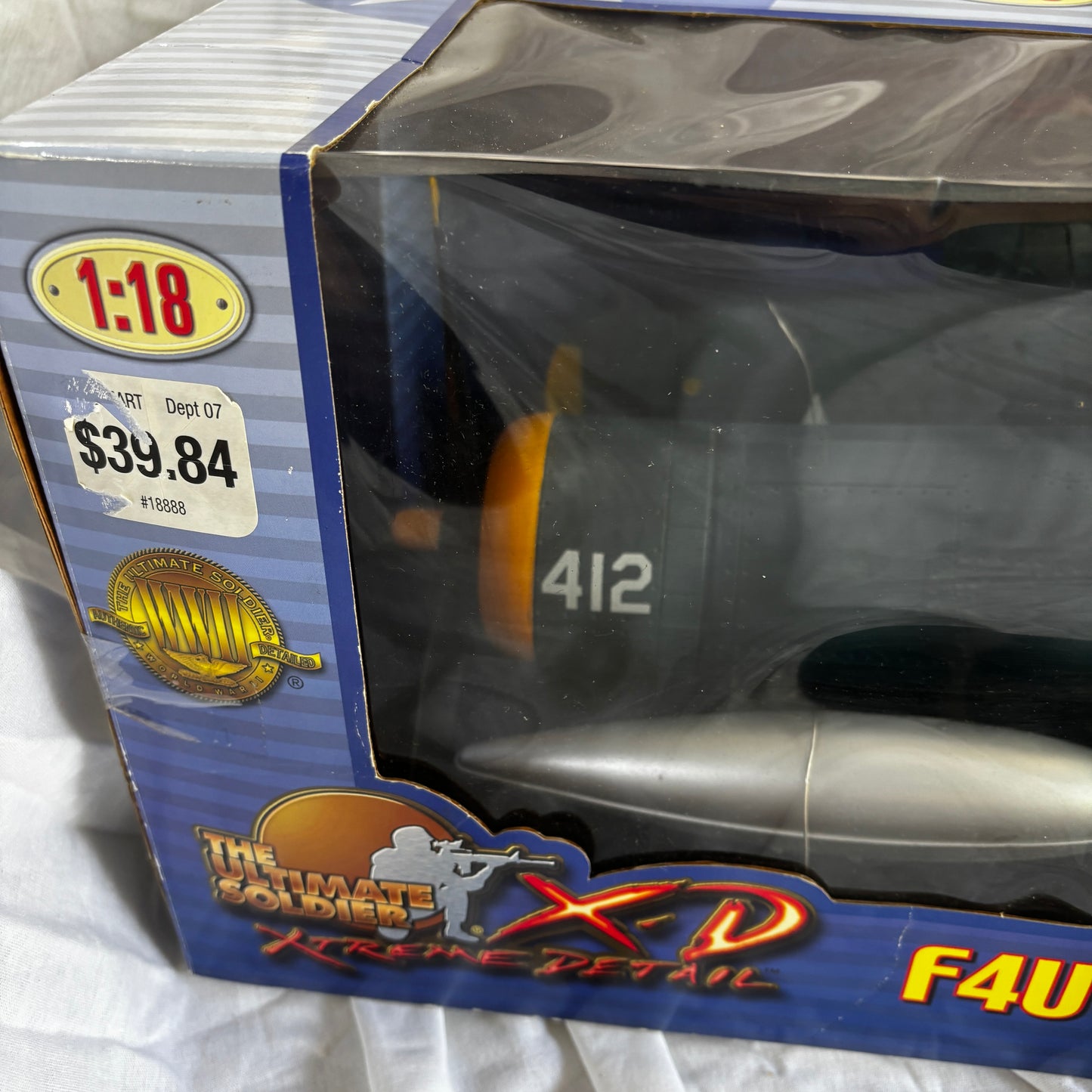 21st Century Toys Ultimate Soldier XD F4U-1D Corsair "White 412" 1/18