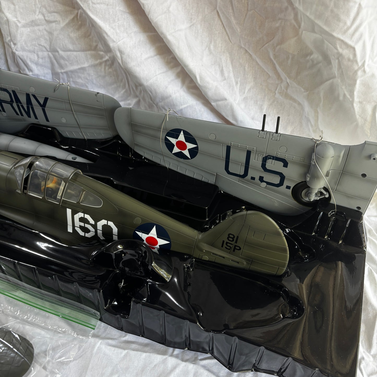21st Century Toys Ultimate Soldier P-40B Tomahawk "160" Pearl Harbor Special Edition 1/18