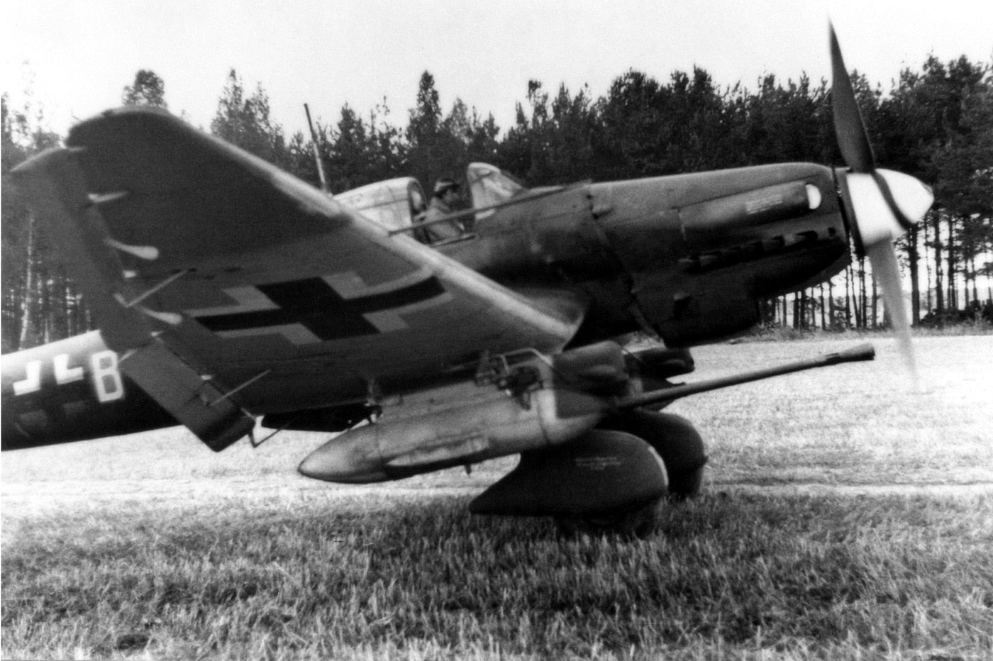 37mm Cannon Pods for Ju 87 Stuka (1/18 21st Century)