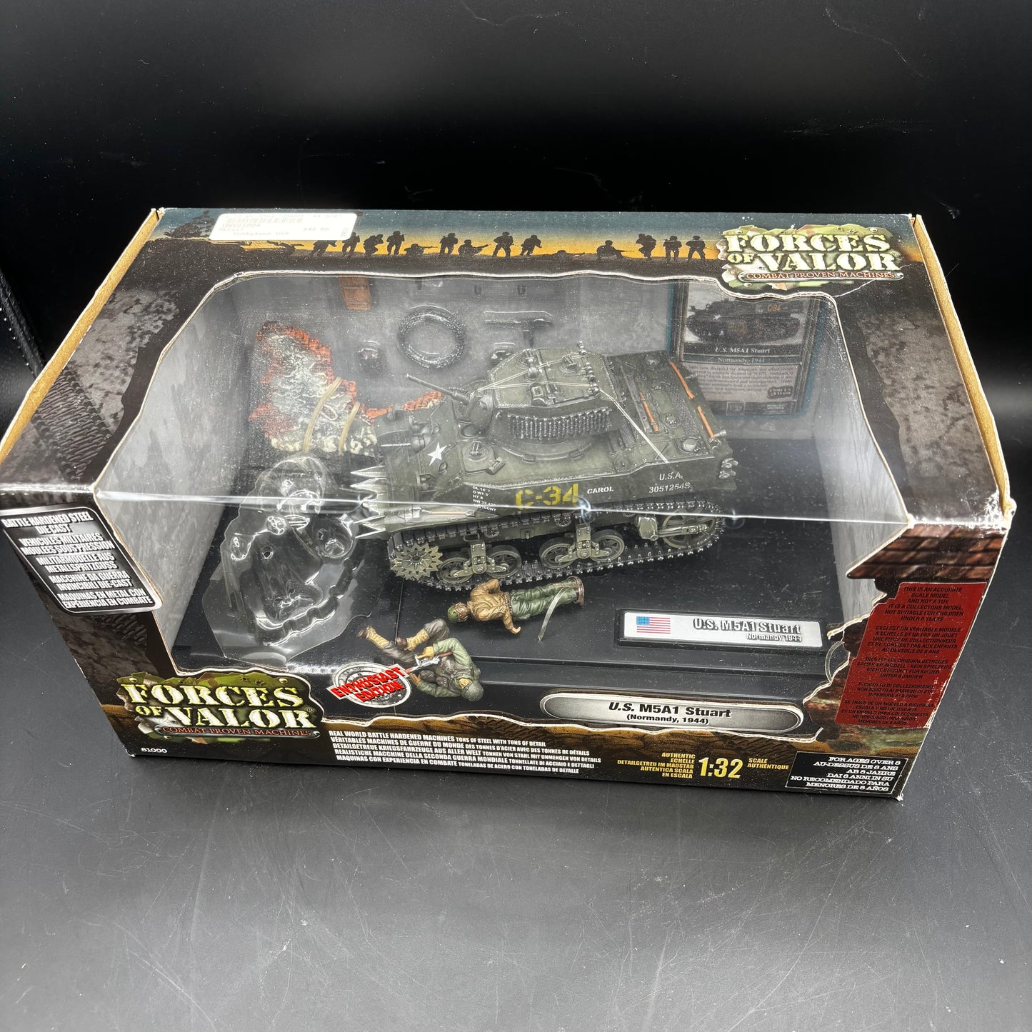 U.S. M5A1 Stuart ;  US Army  (Forces of Valor (Unimax), 1/32)