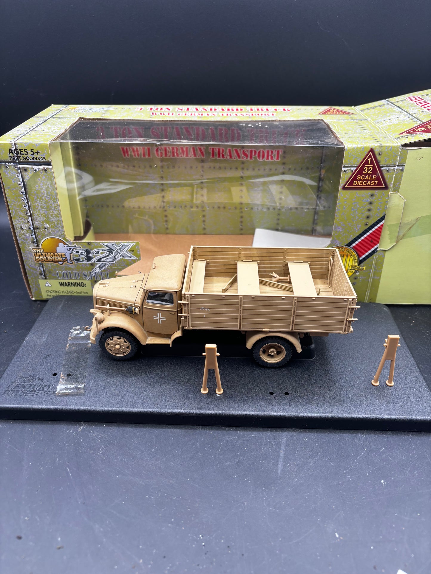 Opel Blitz 3-Ton Standard Truck ;  German Wehrmacht  (21st Century Toys, 1/32)