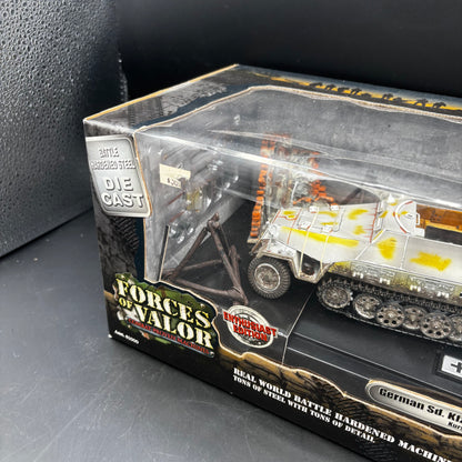 German Sd. Kfz. 251/1 Hanomag ;  Eastern Front Kursk (Forces of Valor (Unimax), 1/32)