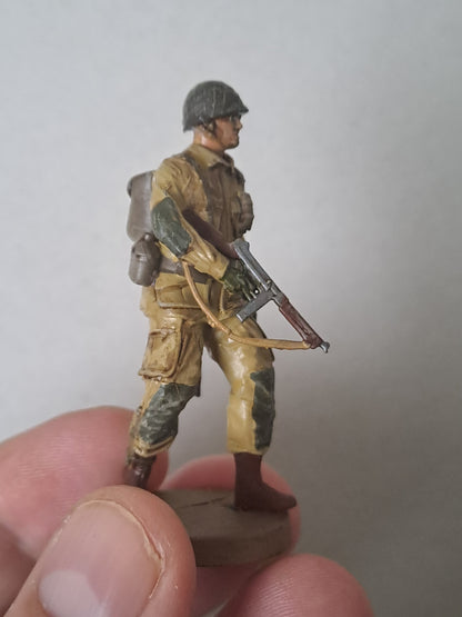 Airborne Vanguard: US Paratrooper Combat Squad