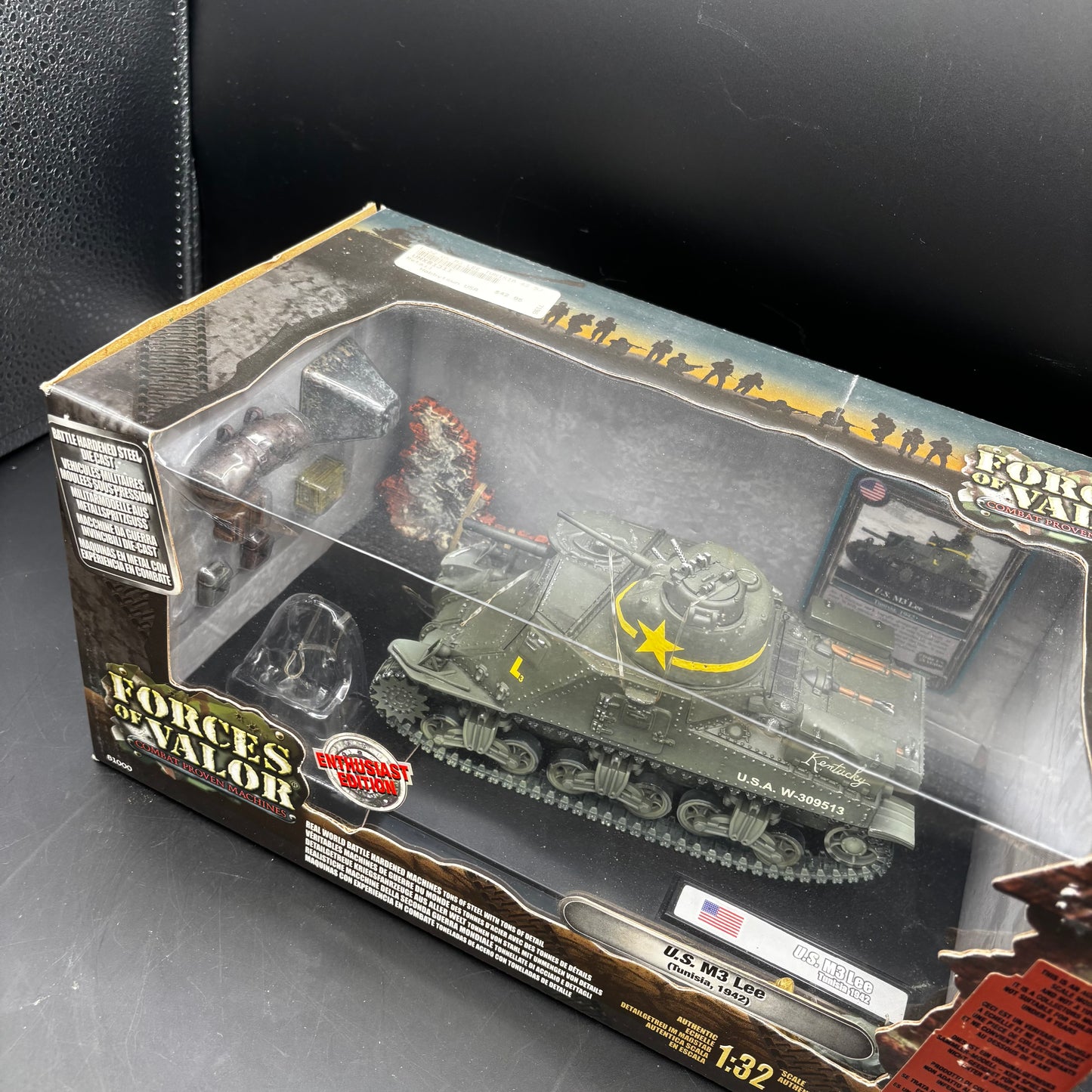 U.S. M3 Lee ;  1st Armored Division, 'Kentucky'  (Forces of Valor (Unimax), 1/32)