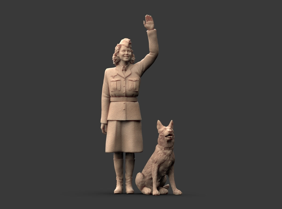 Woman Soldier Ground Staff - Luftwaffe and Shepherd – 1/32 scale