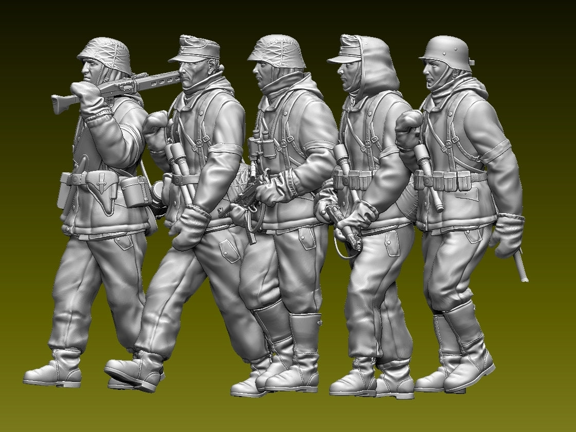 German Soldiers – 1/16 scale