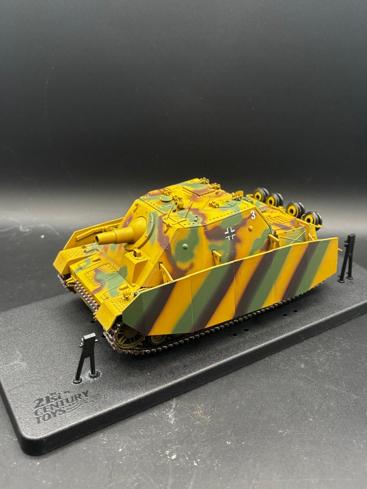 Sturmpanzer IV Brummbär (Sd.Kfz. 166) ;  Sturmpanzer-Abteilung 216  (21st Century Toys, 1/32)