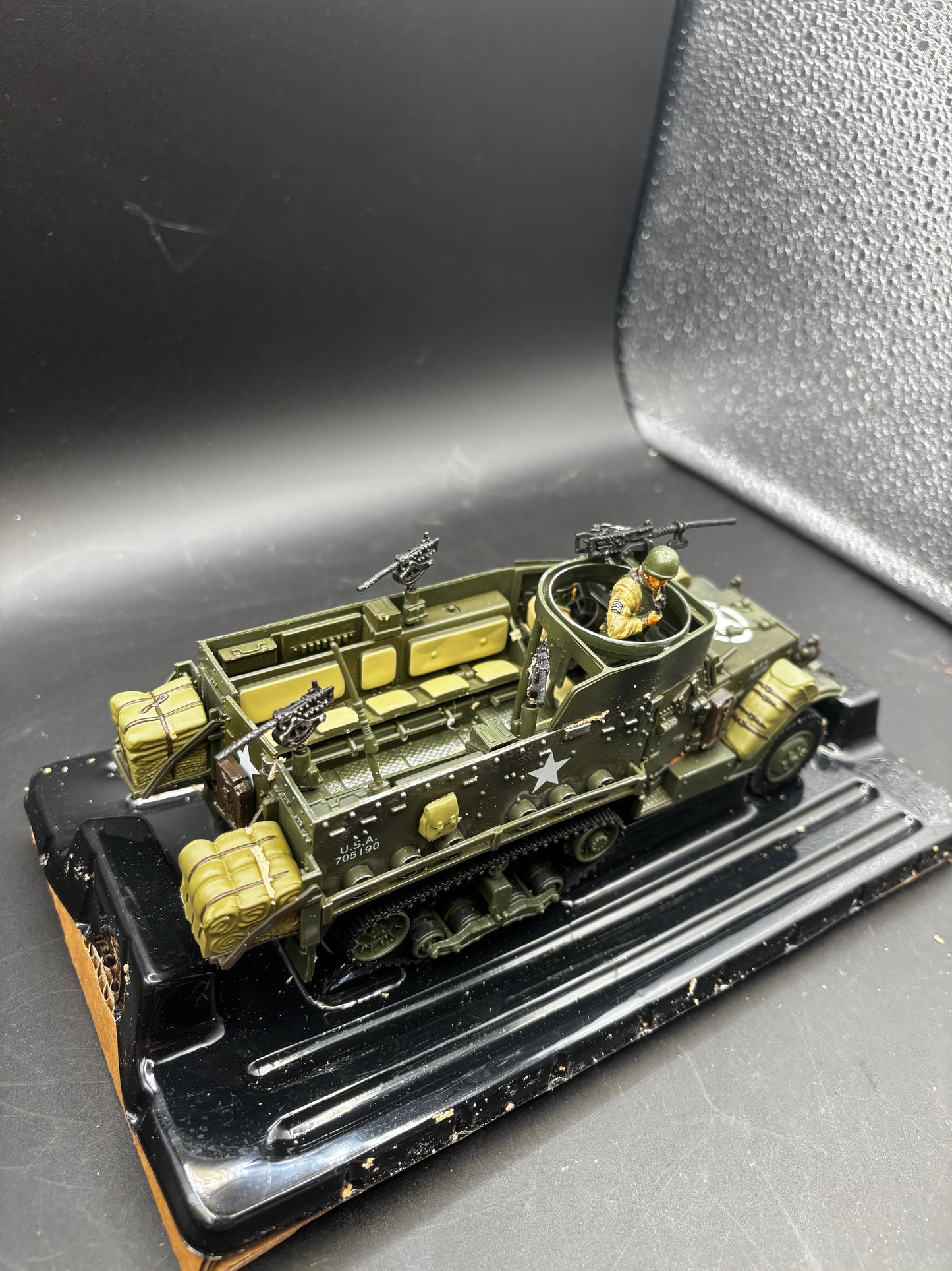 M2 Halftrack ;  U.S. Army  (21st Century Toys, 1/32)