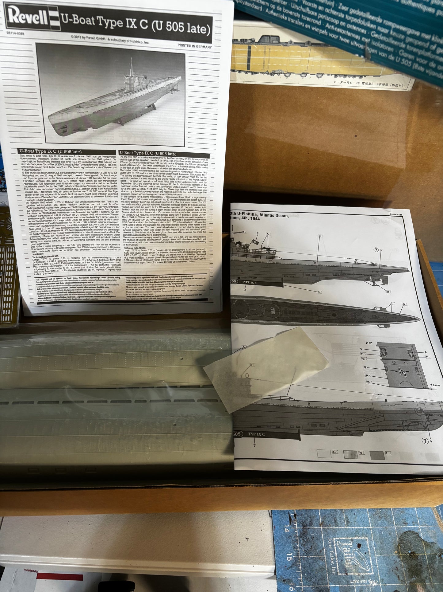 German Submarine TYPE IX C (U 505 late) ;  2nd U-boat Flotilla, Kriegsmarine  (Revell, 1/72)