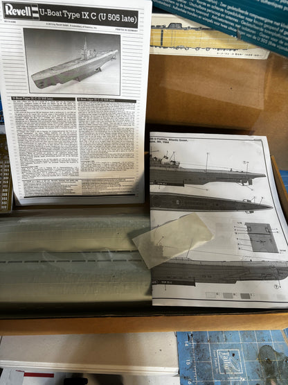 German Submarine TYPE IX C (U 505 late) ;  2nd U-boat Flotilla, Kriegsmarine  (Revell, 1/72)
